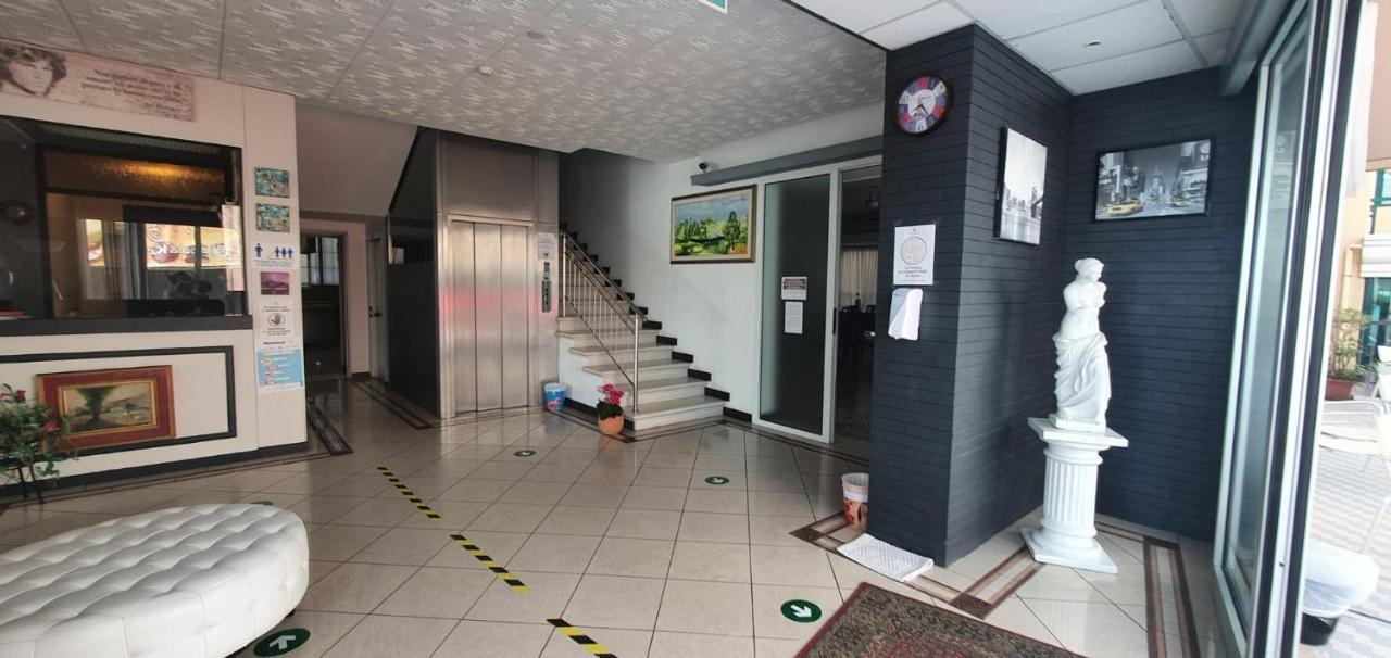 Hotel Venus ريميني المظهر الخارجي الصورة